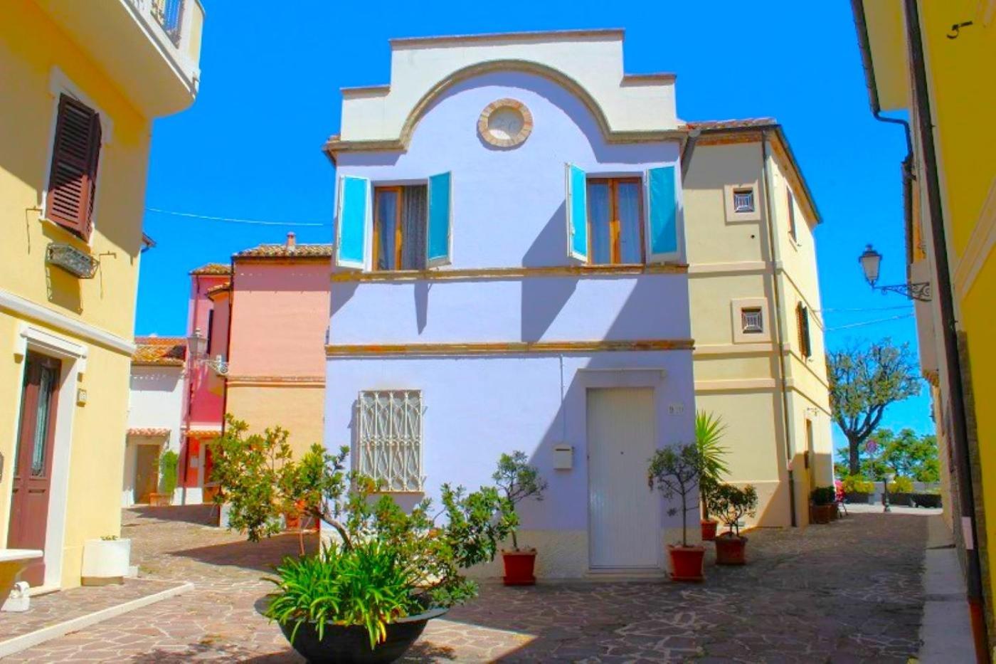Cielo Terra Luna, In Centro A Numana Exterior photo